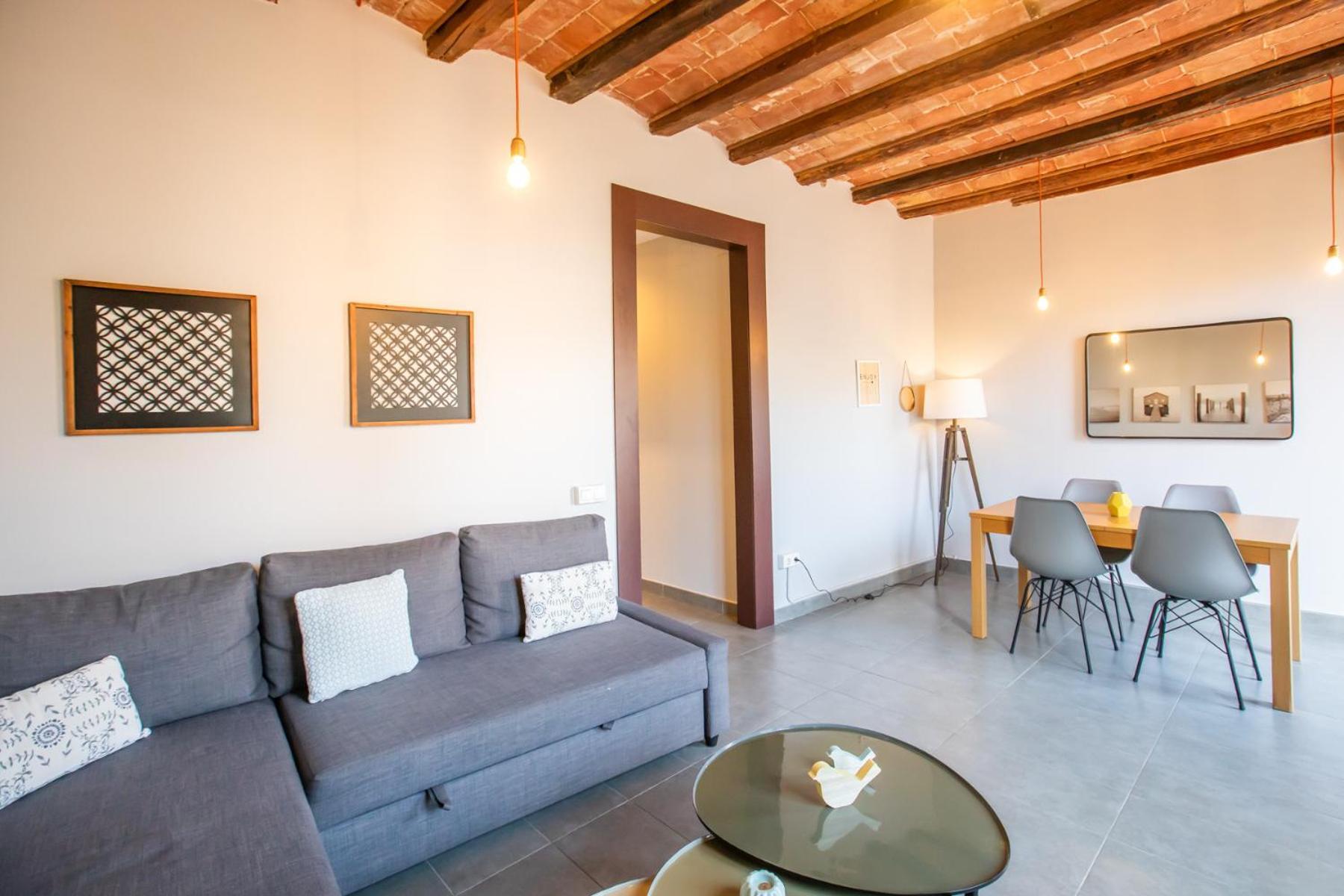 42mal1083 - Great 2br Near Sagrada Familia Barcelone